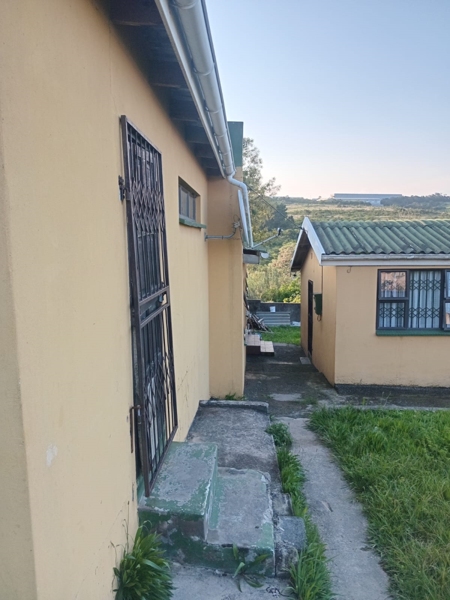2 Bedroom Property for Sale in Mdantsane Nu 15 Eastern Cape